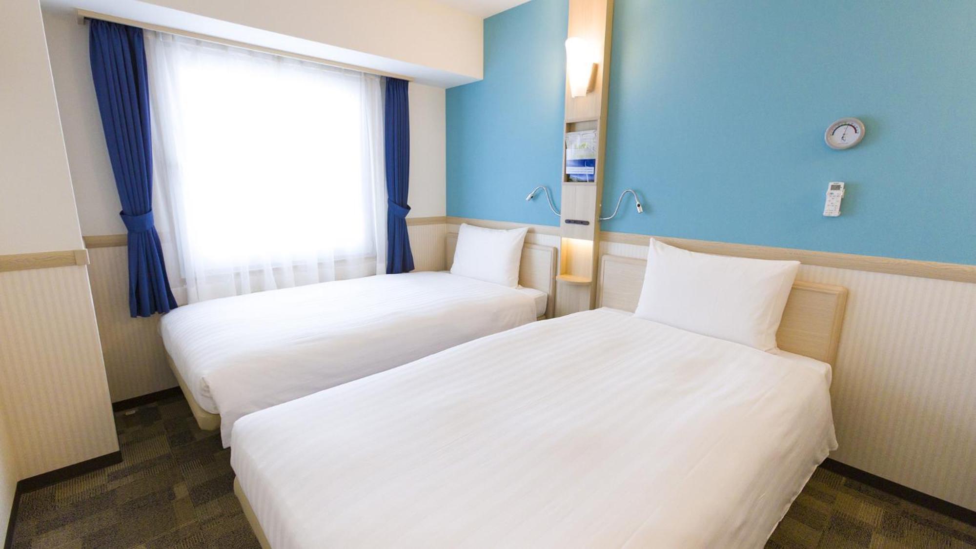 Toyoko Inn Kashiwa-Eki Higashi-Guchi Rum bild
